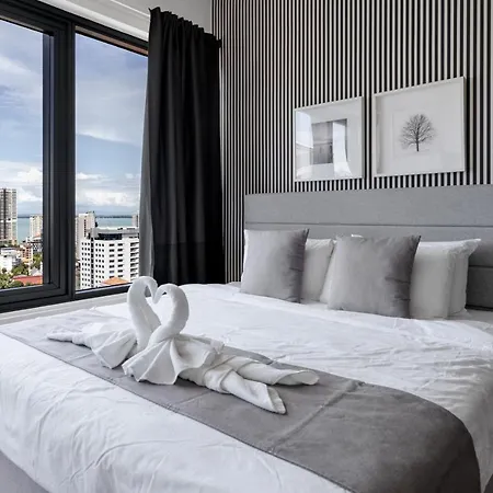 Tropicana 218 Macalister By Simply Penang George Town Exterior photo