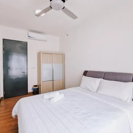 Tropicana 218 Macalister By Simply Penang George Town Exterior photo