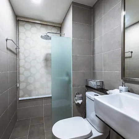 Tropicana 218 Macalister By Simply Penang George Town Exterior photo